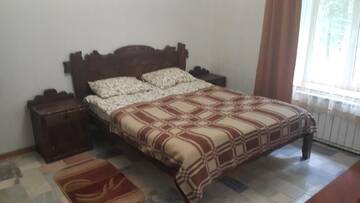 Фото номера Вилла с 3 спальнями Отель Hotel Prikarpatiya г. Сходница 2