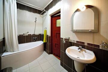 Фото номера Номер Делюкс (для 2 взрослых и 1 ребенка) Отель Edem Hotel г. Сходница 8