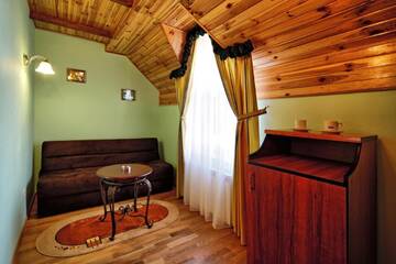 Фото номера Улучшенный семейный номер Отель Edem Hotel г. Сходница 3